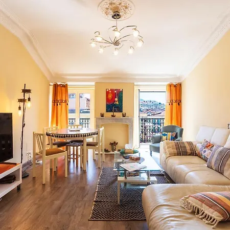 아파트 Iconic 2 Ap4375 By Riviera Homes