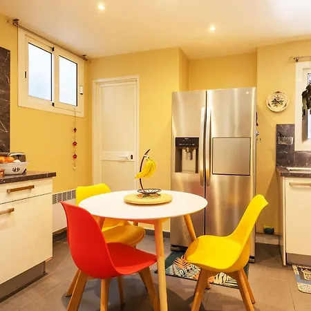 Iconic 2 Ap4375 By Riviera Homes 아파트 *